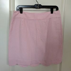 Vineyard Vines seersucker skirk